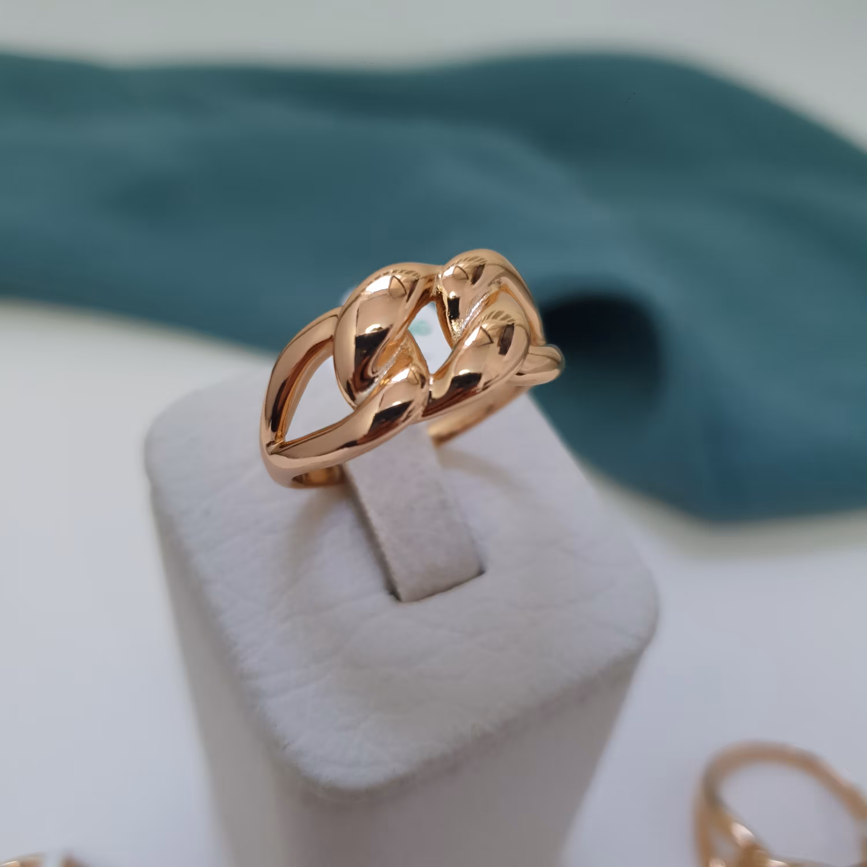 بدلیجات انگشتر ژوپینگ رنگ ثابت کیفیت فوق العاده براقیت و آبکاری بسیار قوی 