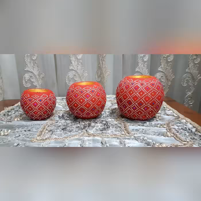 ست سه تیکه شمعدان توپی هنرکده سدنا جنس سفالی نقطه کاری شده با دست 