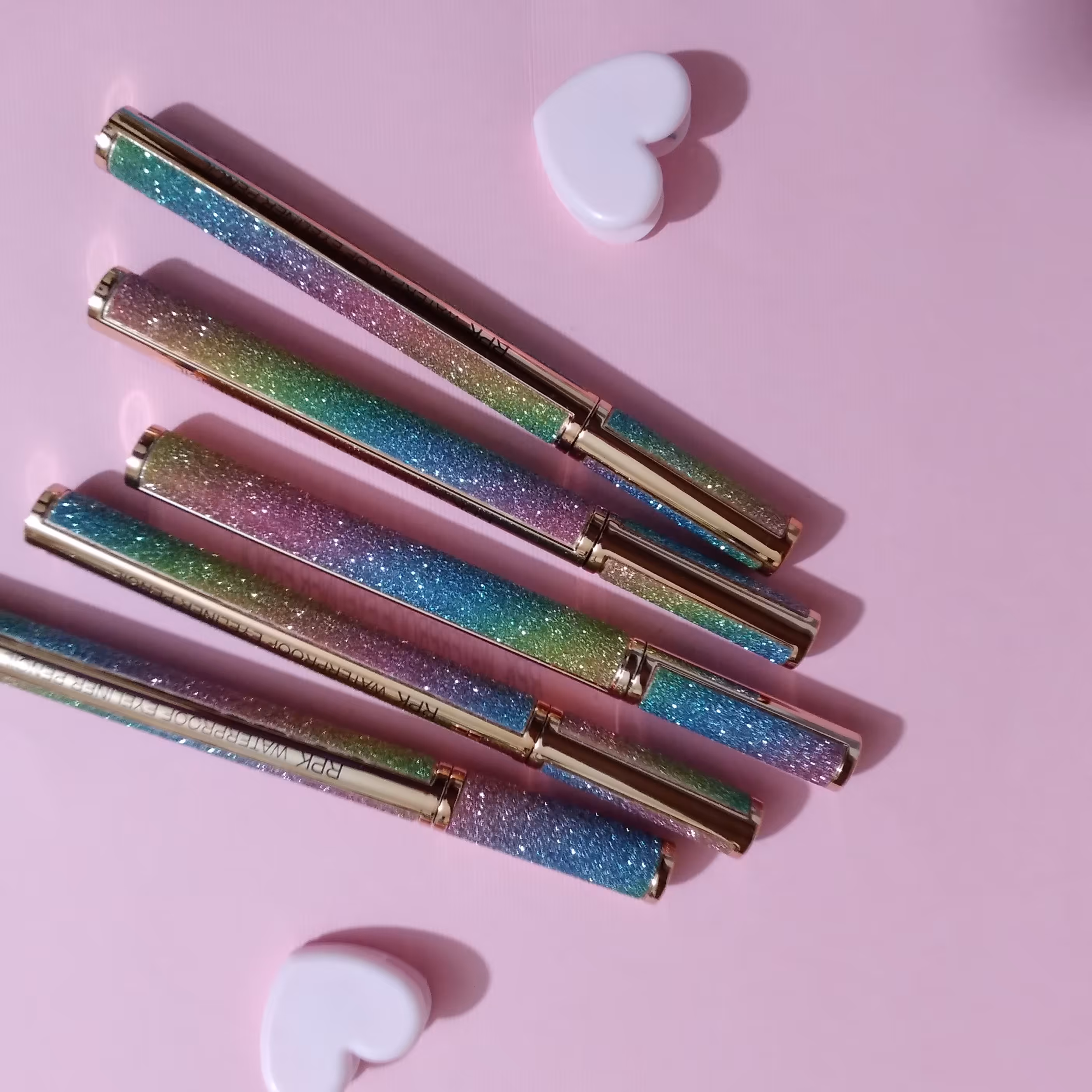 خط چشم جذاب RPK با پوکه الماسی رنگین کمانی