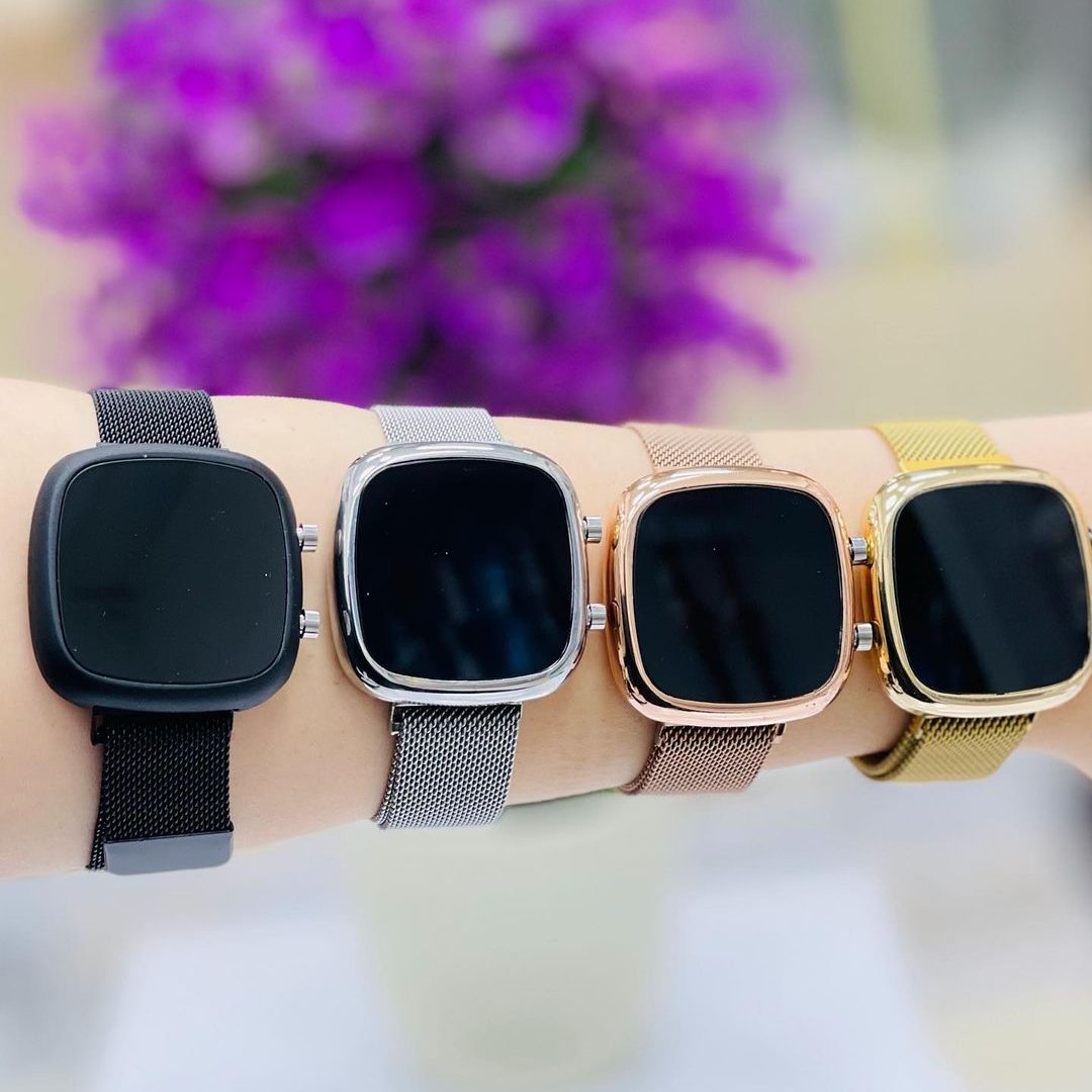 ساعت مگنتی  صفحه ال ای دی دکمه دار