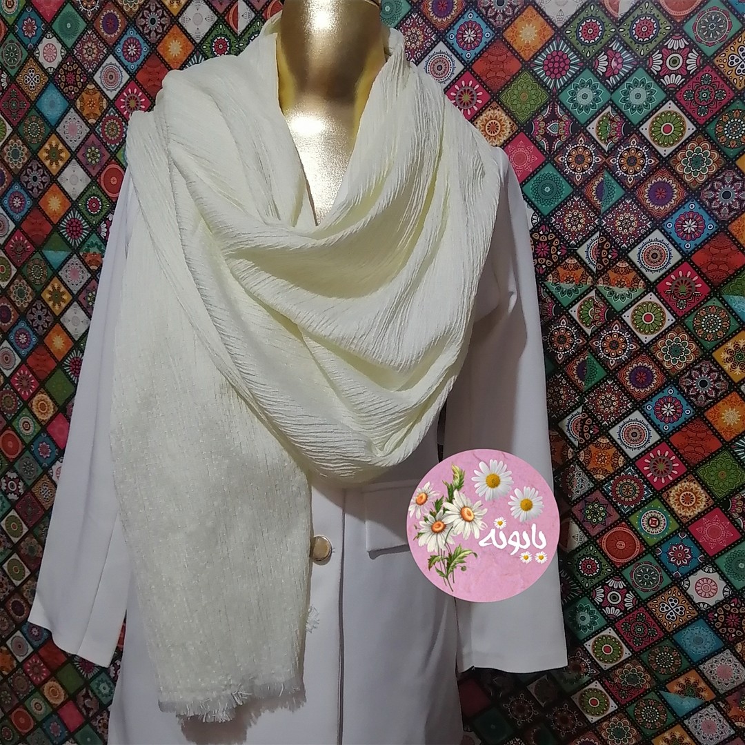 شال پفکی رنگ شیری اندازه تقریبی 190 در 70 سانت متغیر جنس نخ دو لب دوخت دو لب ریش
