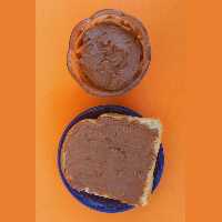 کره بادام زمینی شکلاتی 1000 گرمی گیلانطور