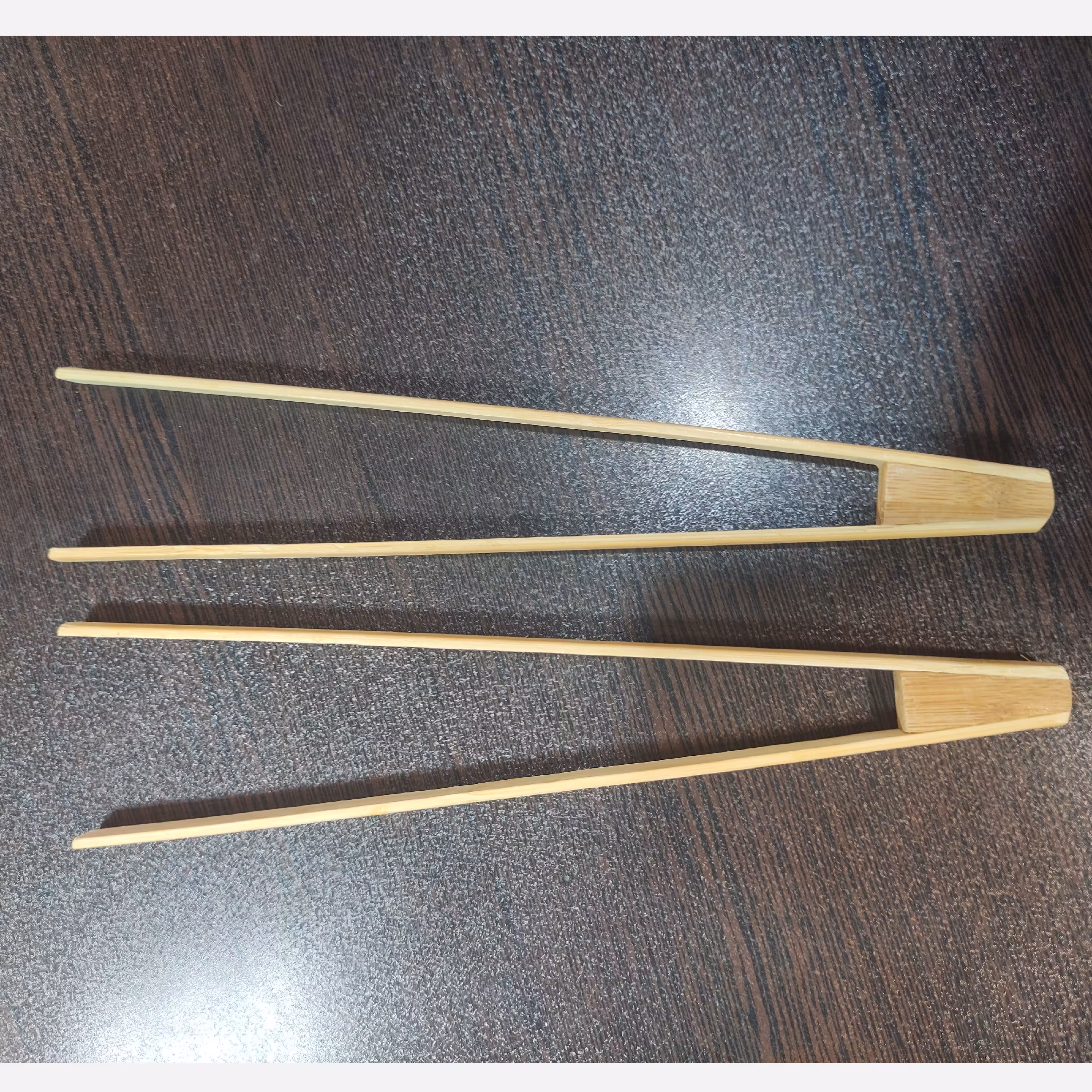 انبر سالاد و فلافل  بامبو 