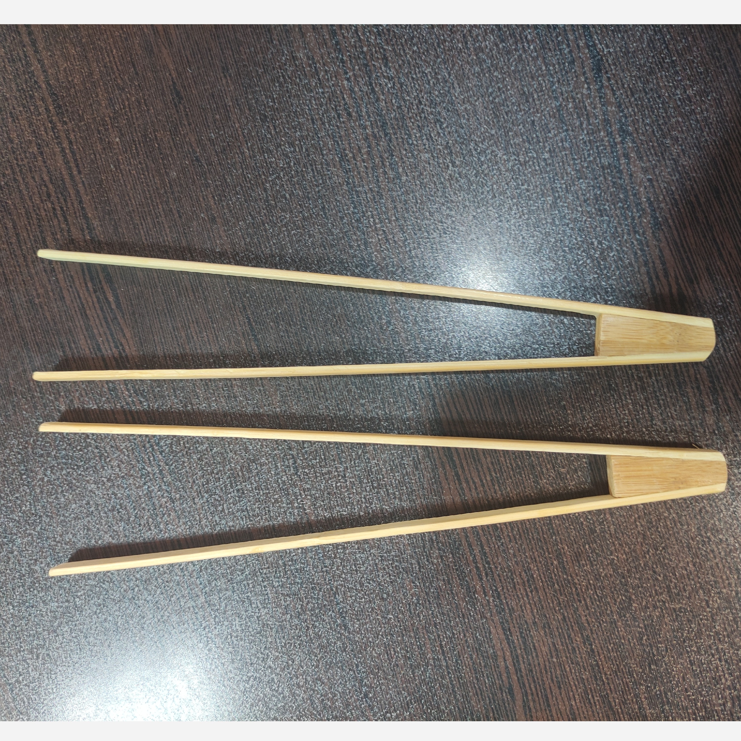 انبر سالاد و فلافل  بامبو 