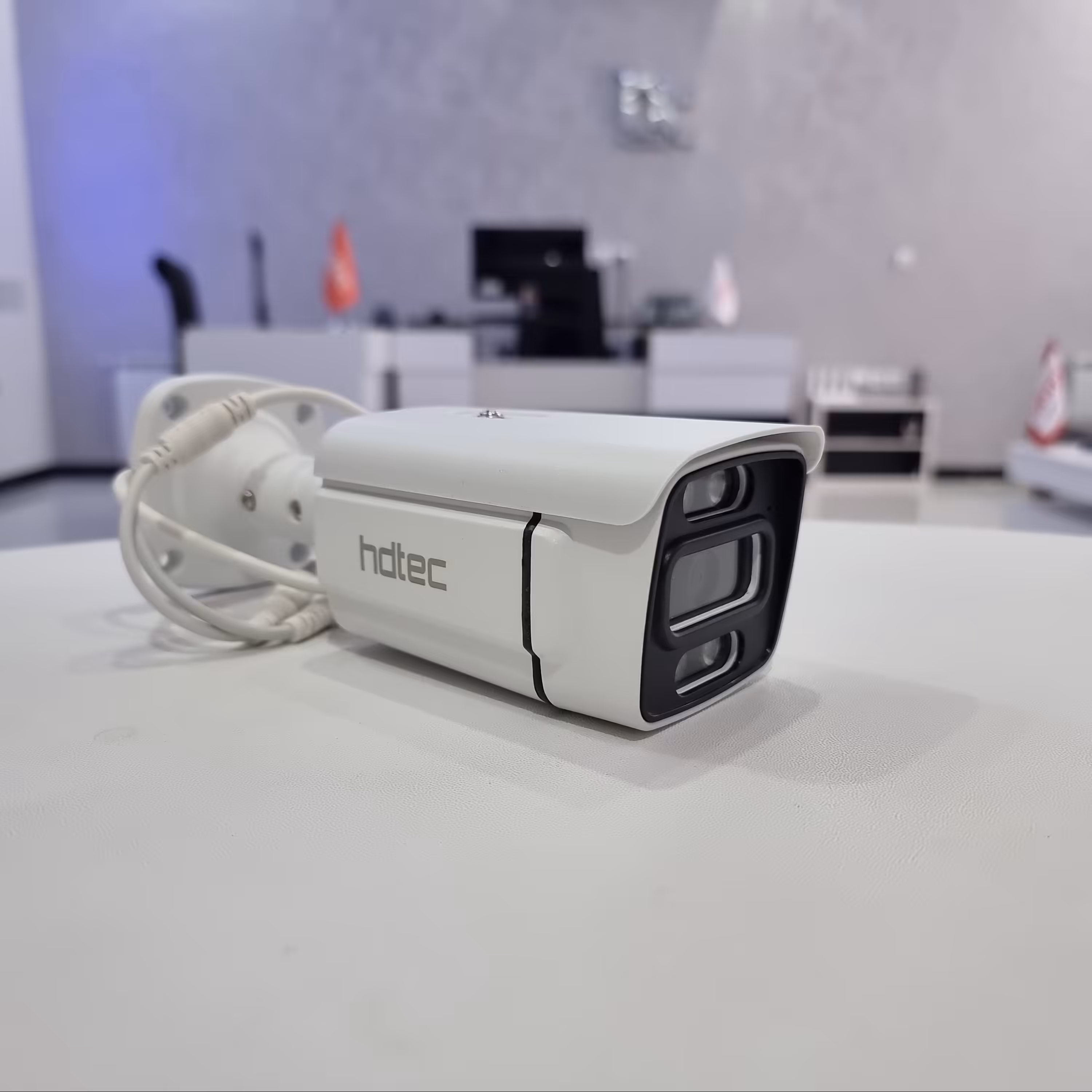 دوربین 5 مگاپیکسل دید در شب تمام رنگی اچ دی تک