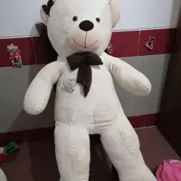 عروسک خرس سفید