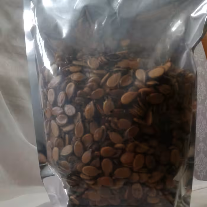 تخمه هندوانه شور خیس (1000گرمی)