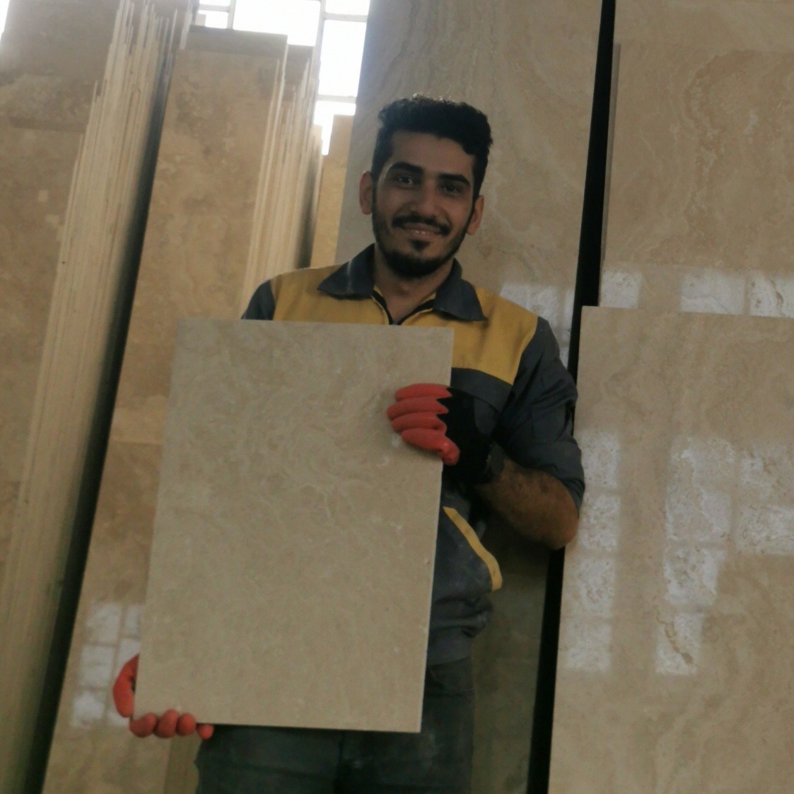 سنگ تراورتن محلات سفید سوپر . تولیدی سنگ ساختمانی تراورتن. سنگ اصفهان . کارخانه تراورتن . سنگبری . کارخانه سنگ ساختمان3
