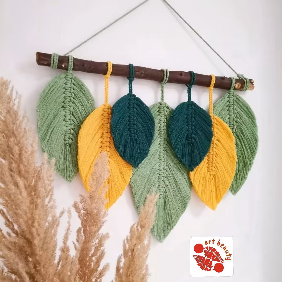 دیوارکوب مکرومه بافی طرح برگ سبز و زرد