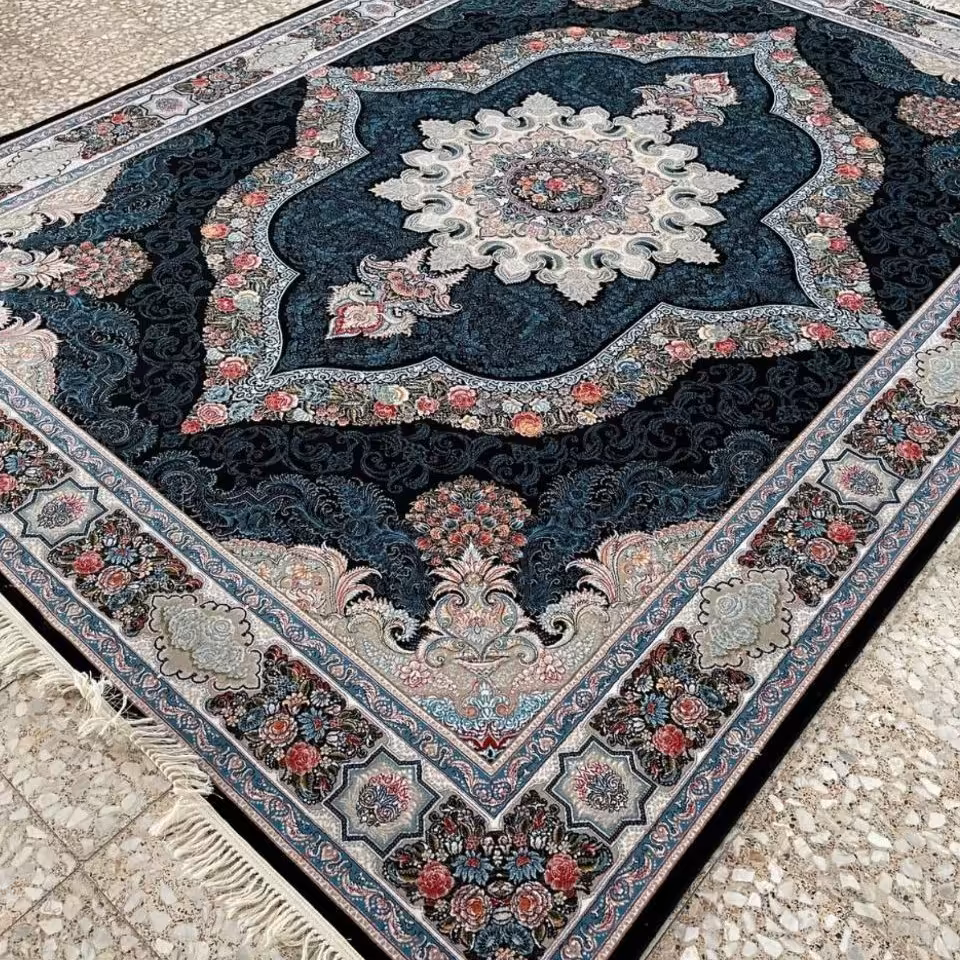 فرش 700 شانه اصل  6 متری تراکم 2550  نقشه کارینا سرمه ای
