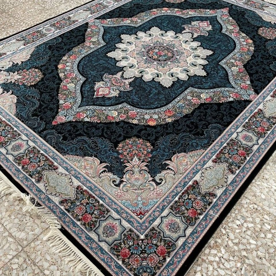 فرش 700 شانه اصل  6 متری تراکم 2550  نقشه کارینا سرمه ای