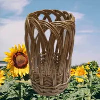 سبد حصیری لیوانی  پنجره ای بزرگ  تیناسادات  تضمین کیفی  قطر 10در 12 قابل شستشو  (هزینه ارسال با مشتری )
