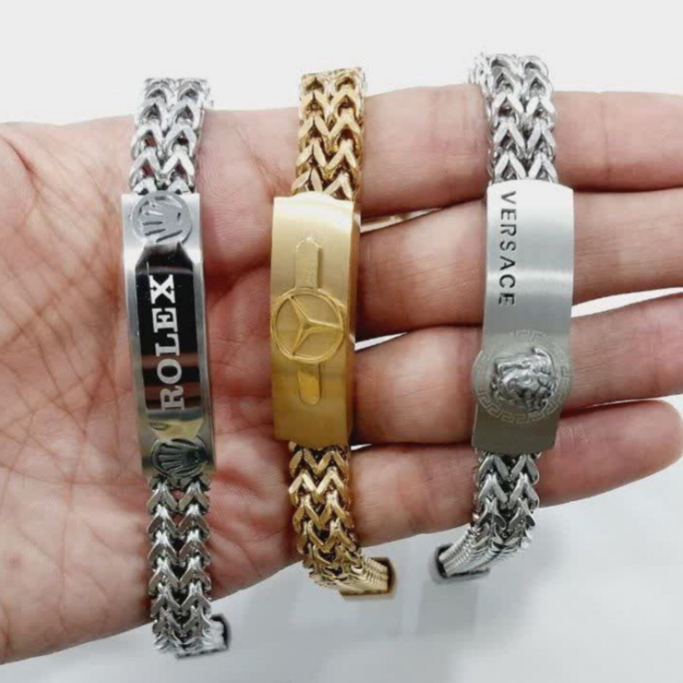 دستبند کارتیر فشرده با پلاک ورساچه رولکس و بنز