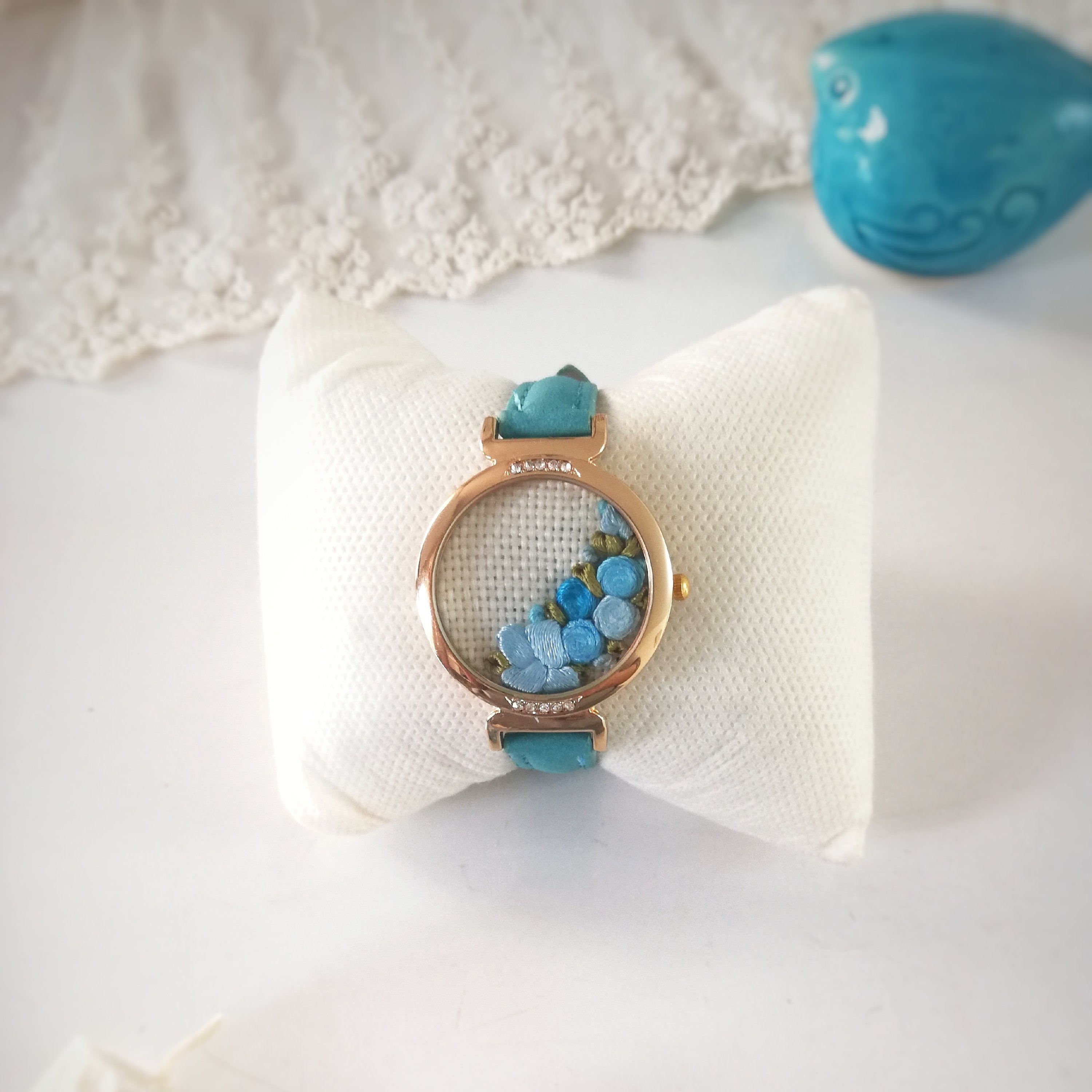 دستبند طرح ساعت طیف آبی