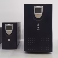 یو پی اس 2000 ولت آمپر  مدل 2000 lcd-l