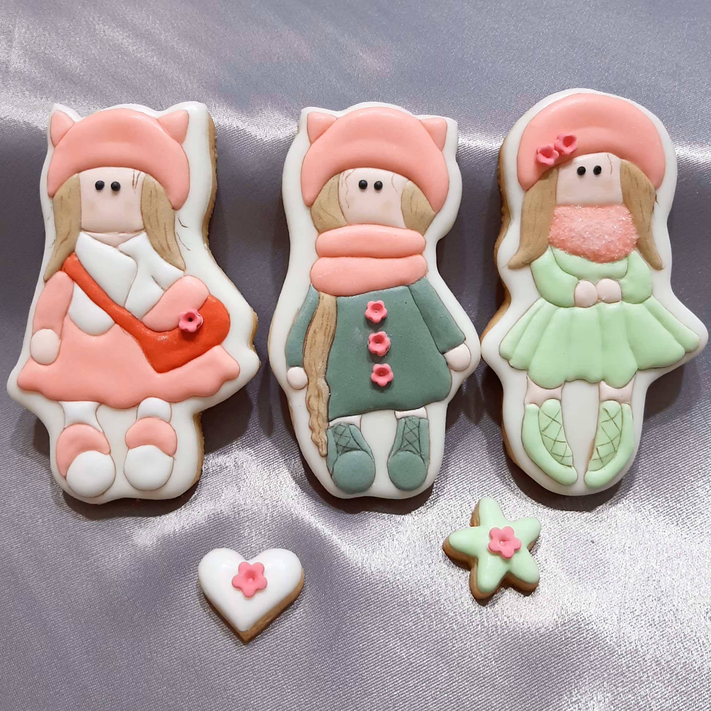 پک سه تایی کوکی دکوراتیو رویال آیسینگ طرح دخترانه