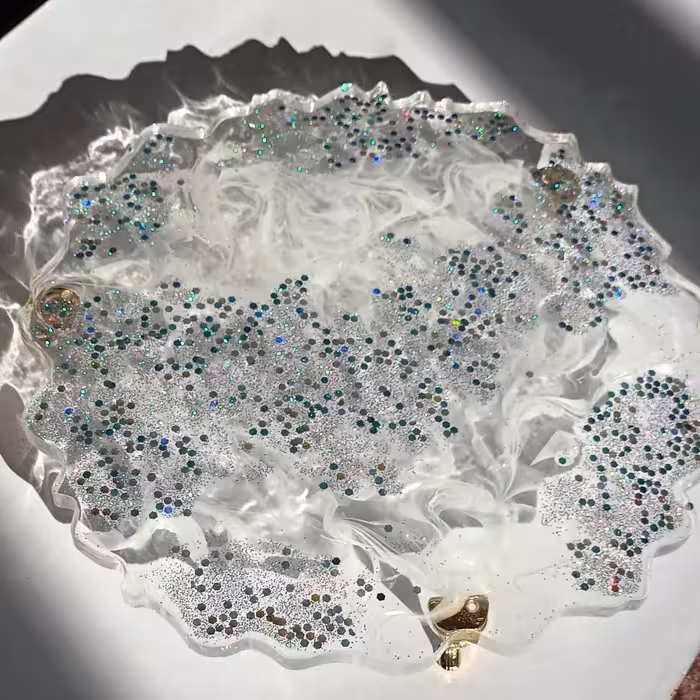 شیرینی خوری.برد پذیرایی.استند لوازم آرایشی