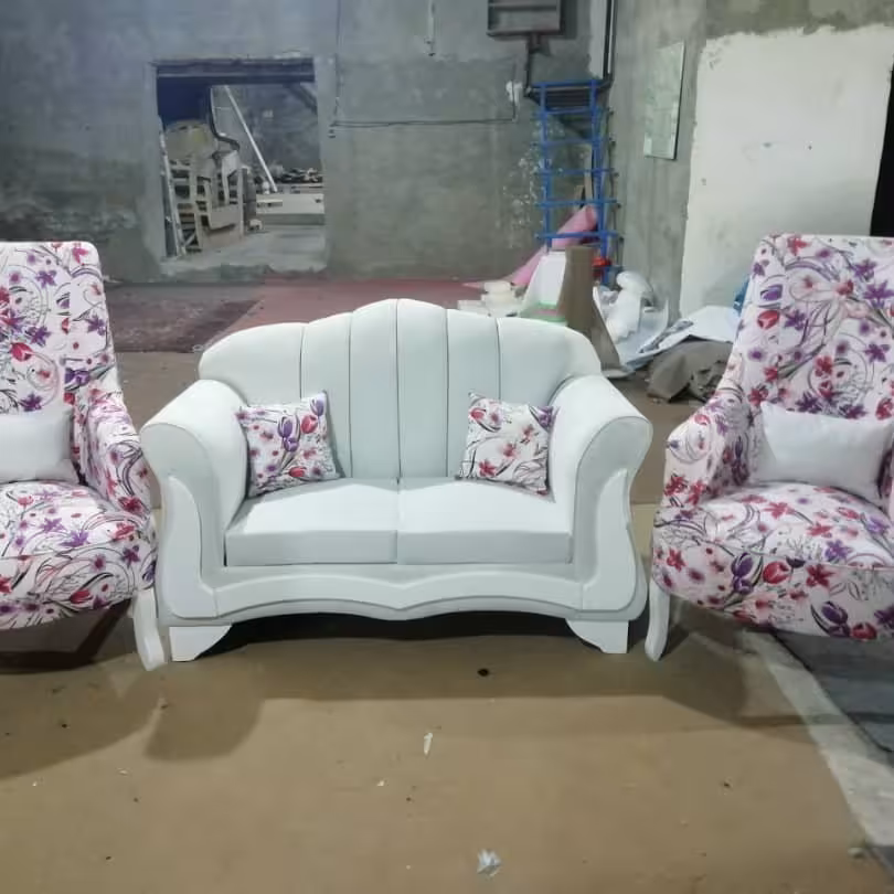 مبلمان  پارمیدا