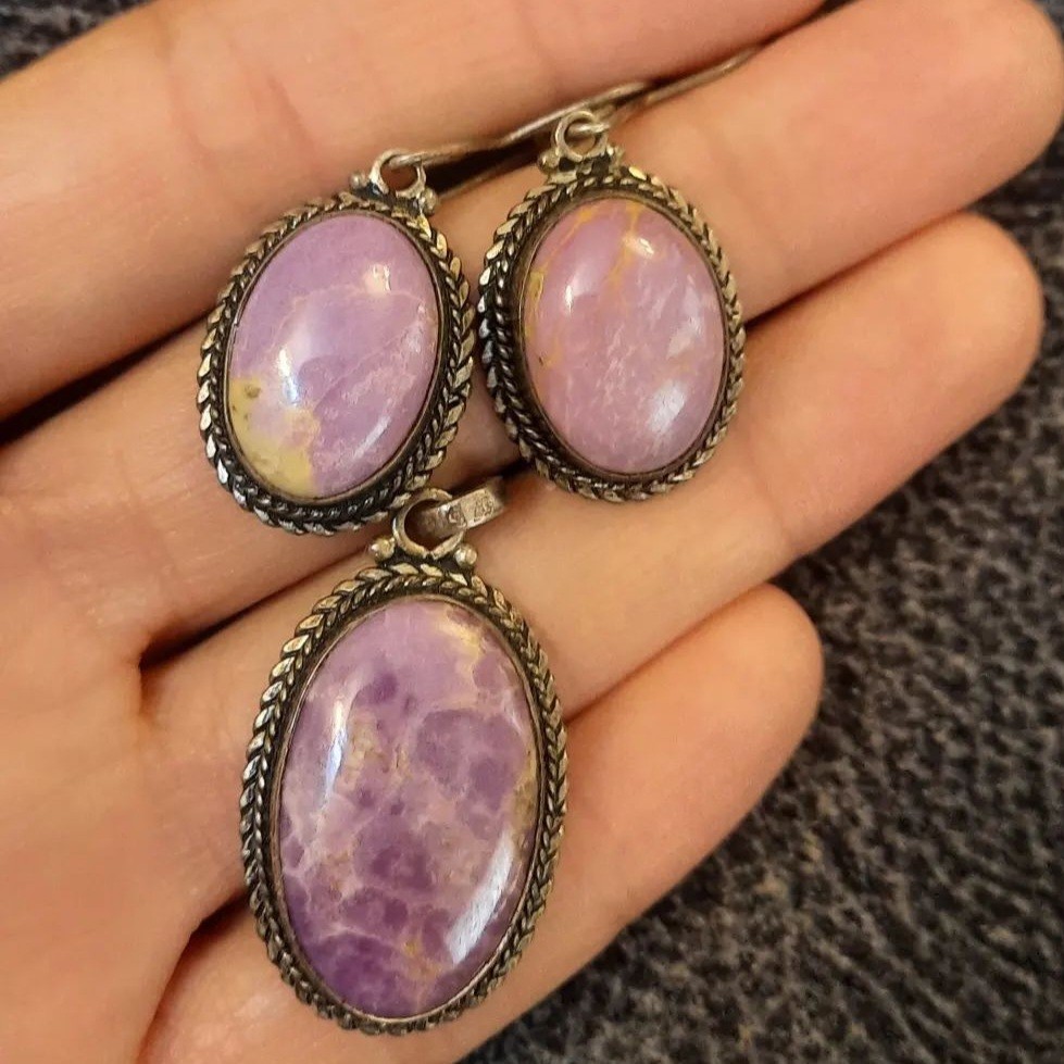 نیم ست نقره با کیفیت دستساز  با سنگ کمیاب فسفوسیدریت