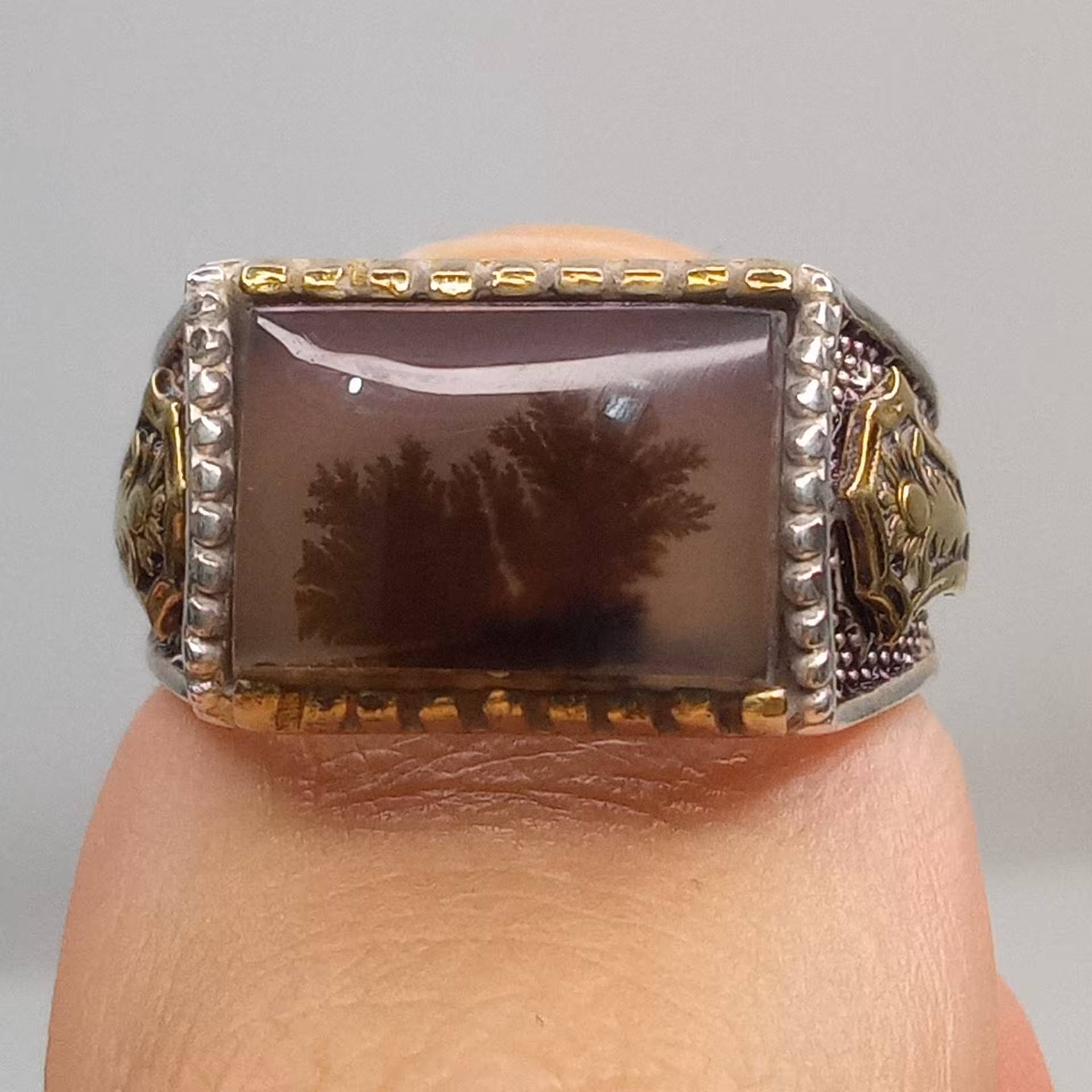 انگشتر مردانه شجر قائن طبیعی رکاب نقره بسیار زیبا