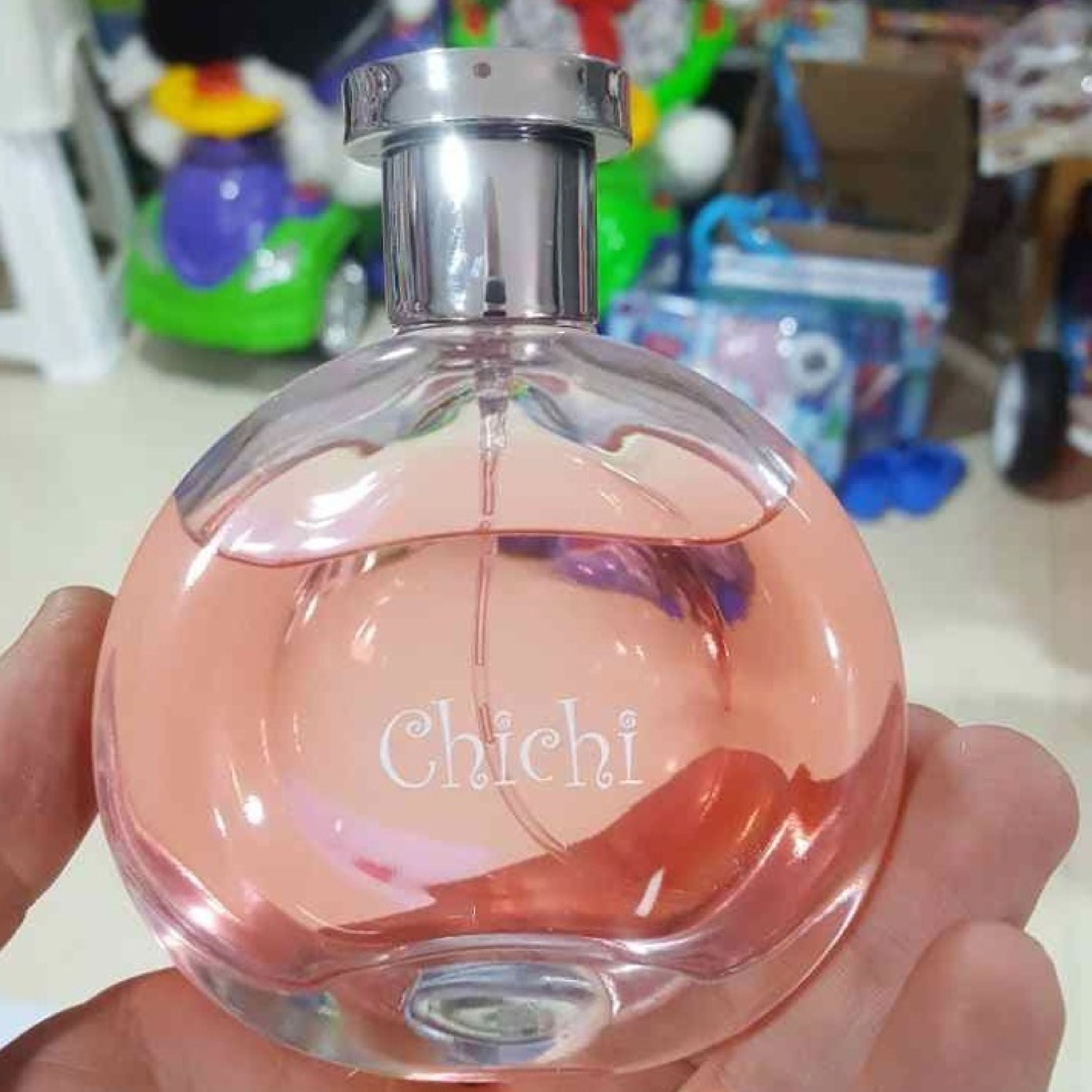خرید ادکلن زنانه چی چی chichi با کیفیت خیلی خوب