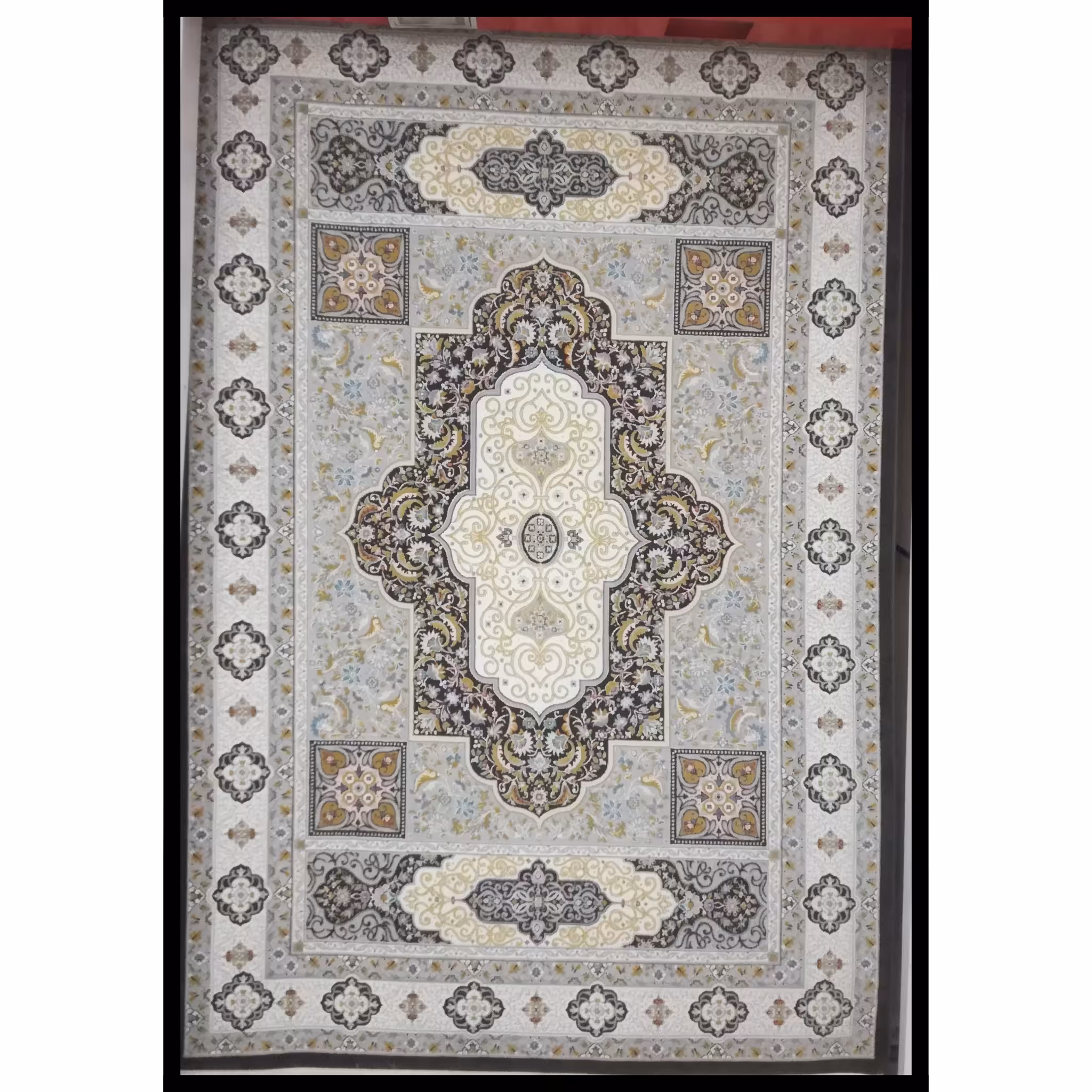 فرش ماشینی 6 متری 700 شانه 2100 تراکم اکرولیک  خشتی برجسته  فانتزی