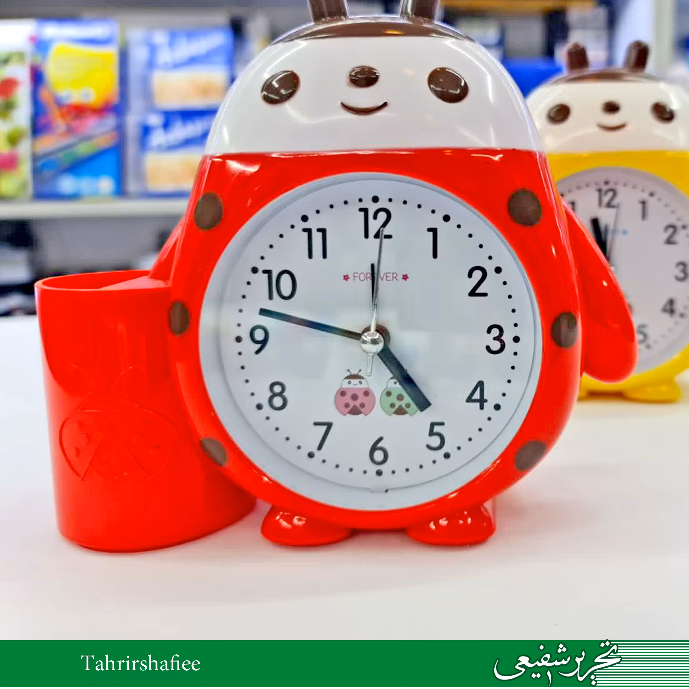 ساعت رومیزی دکوری طرح کفش دوزک مناسب اتاق کودکان