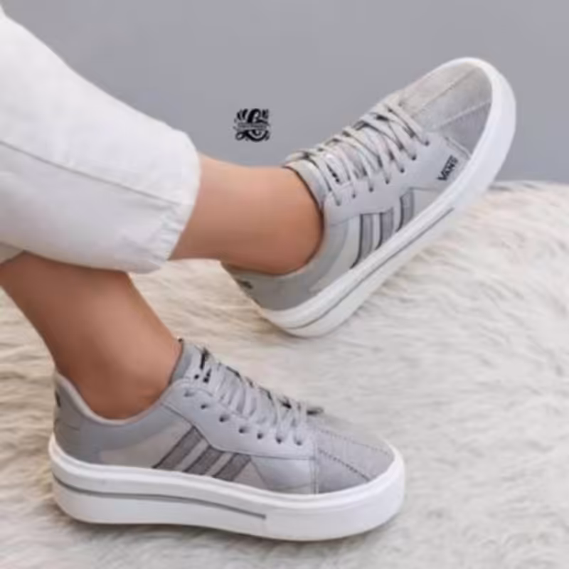 کتونی زنانه آدیداس با 6 ماه ضمانت کیفیت فوق العاده شیک و راحت و طبی سایز بندی 37 تا 40 