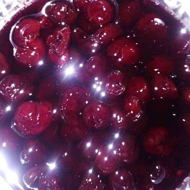 مربا آلبالو