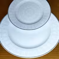 سرویس چینی 12 نفره مقصود گل برجسته جدید