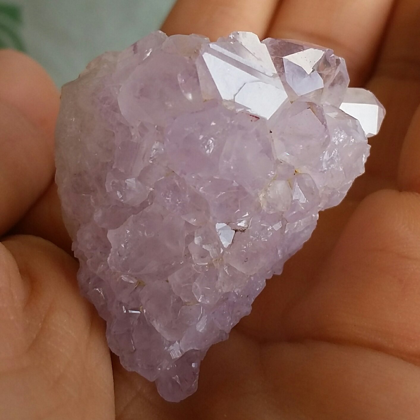 سنگ راف آمتیس بلور درشت بسیار زیباا دیدنی کاملا طبیعی شااهکار خلقت خااااص و بی نظیر