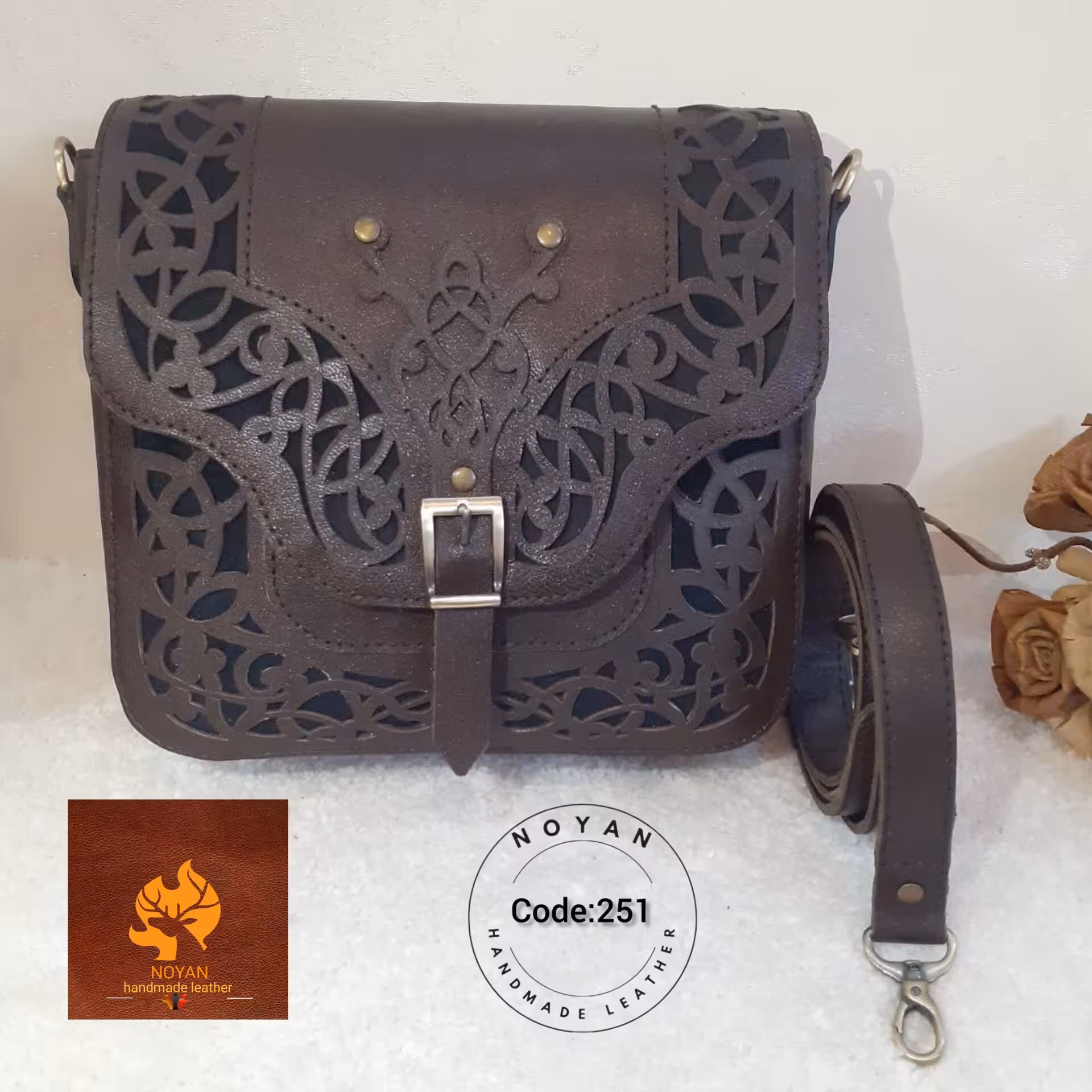 کیف دوشی اسلیمی چرم طبیعی دستدوز