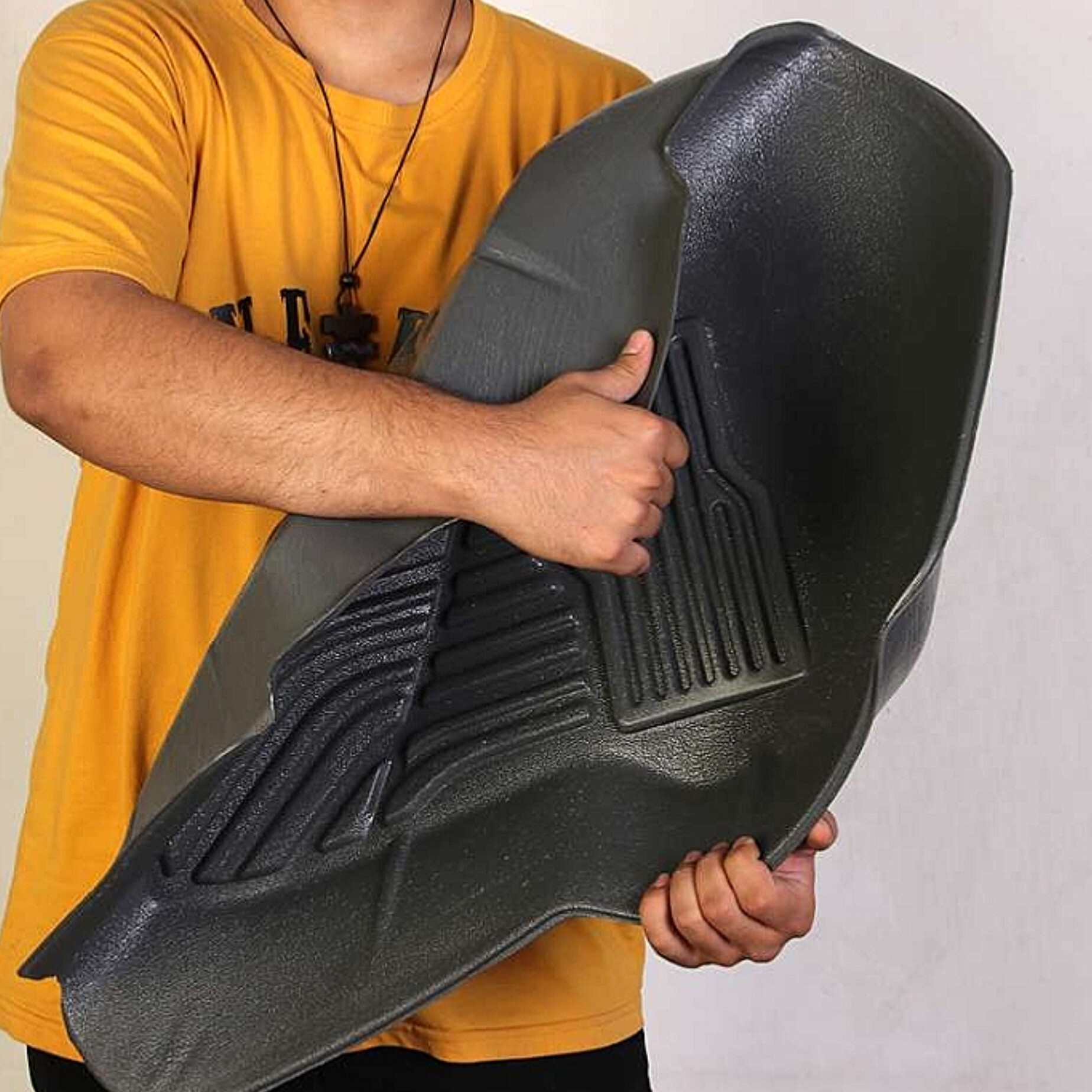 کفپوش پنج بعدی کیفیت عالی پراید141 رنگ مشکی جنس نرم