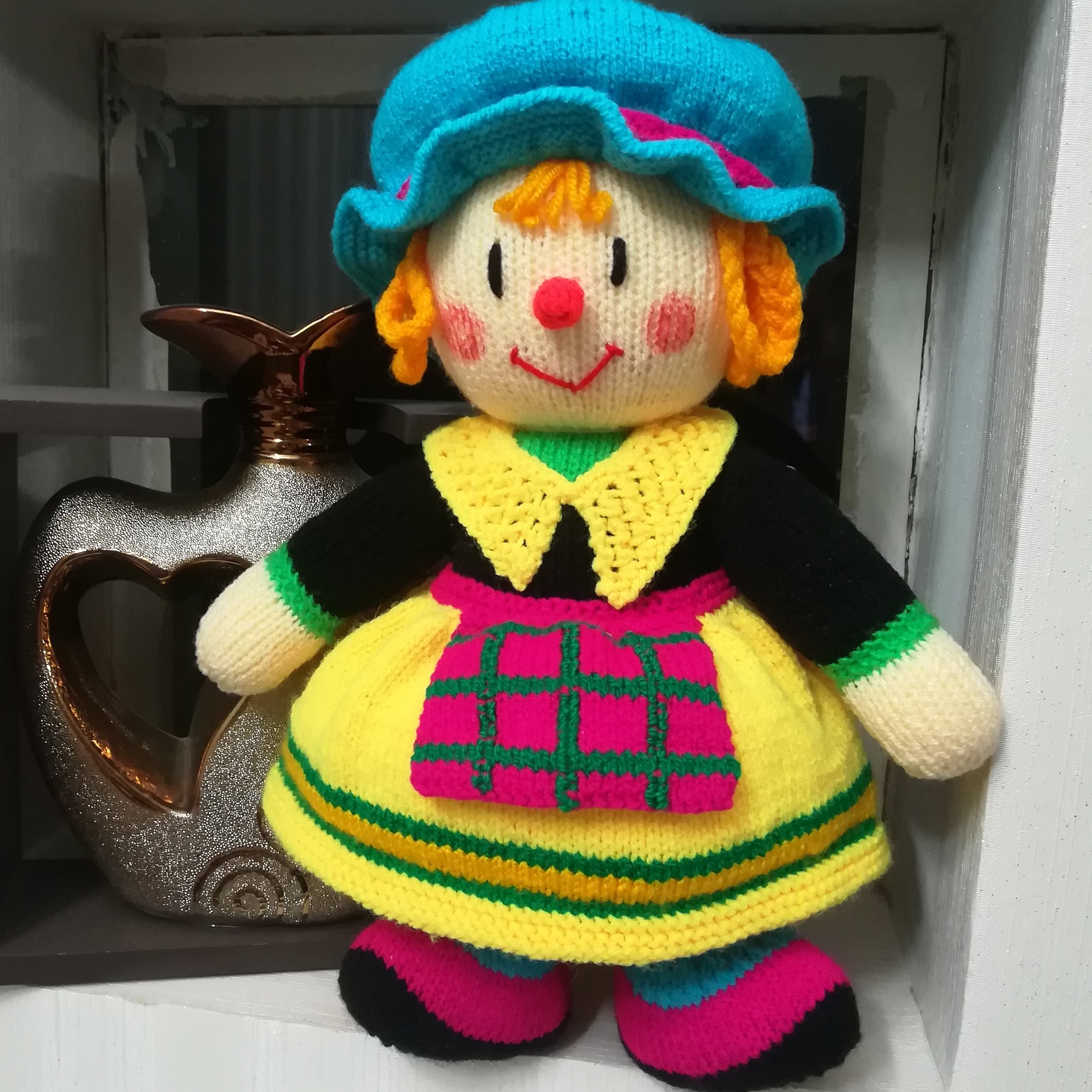 عروسک بافتنی مادر