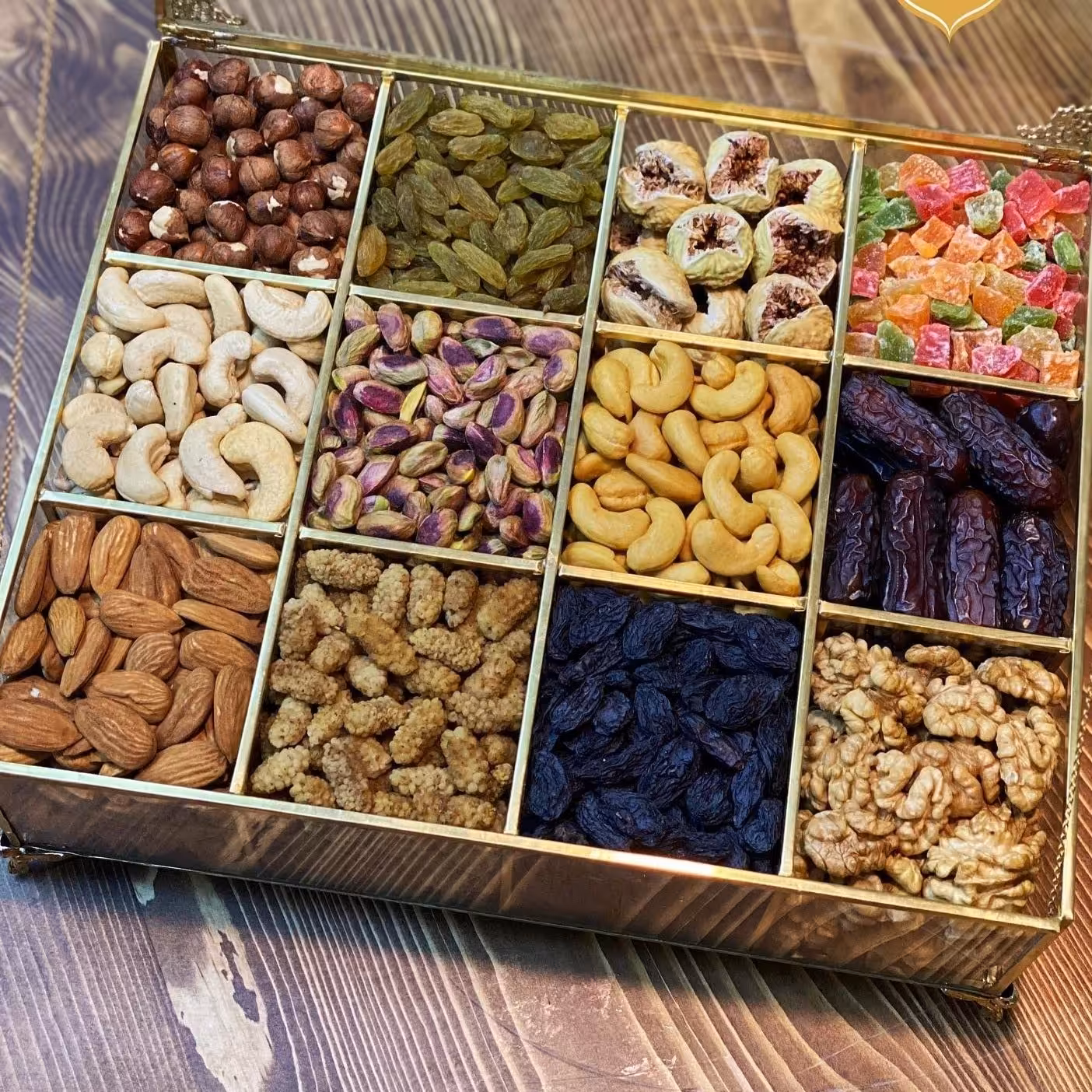 جعبه تی بگ و دمنوش دوازده خانه