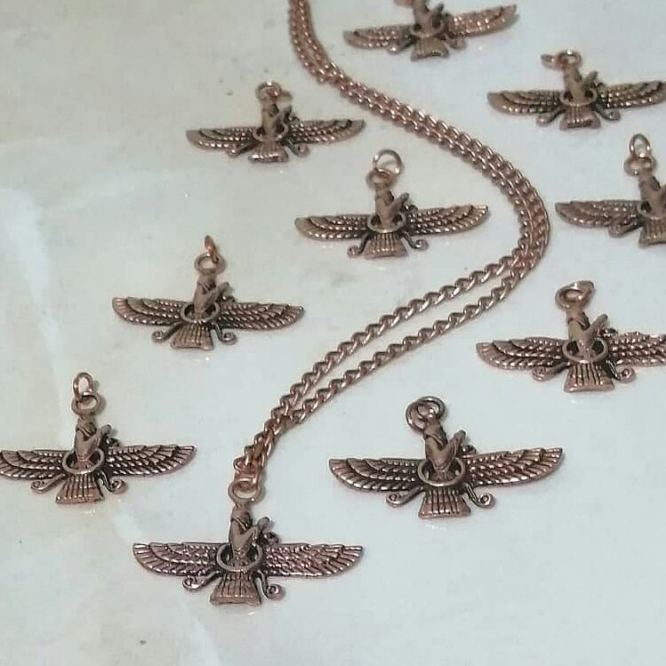 گردنبند فروهر