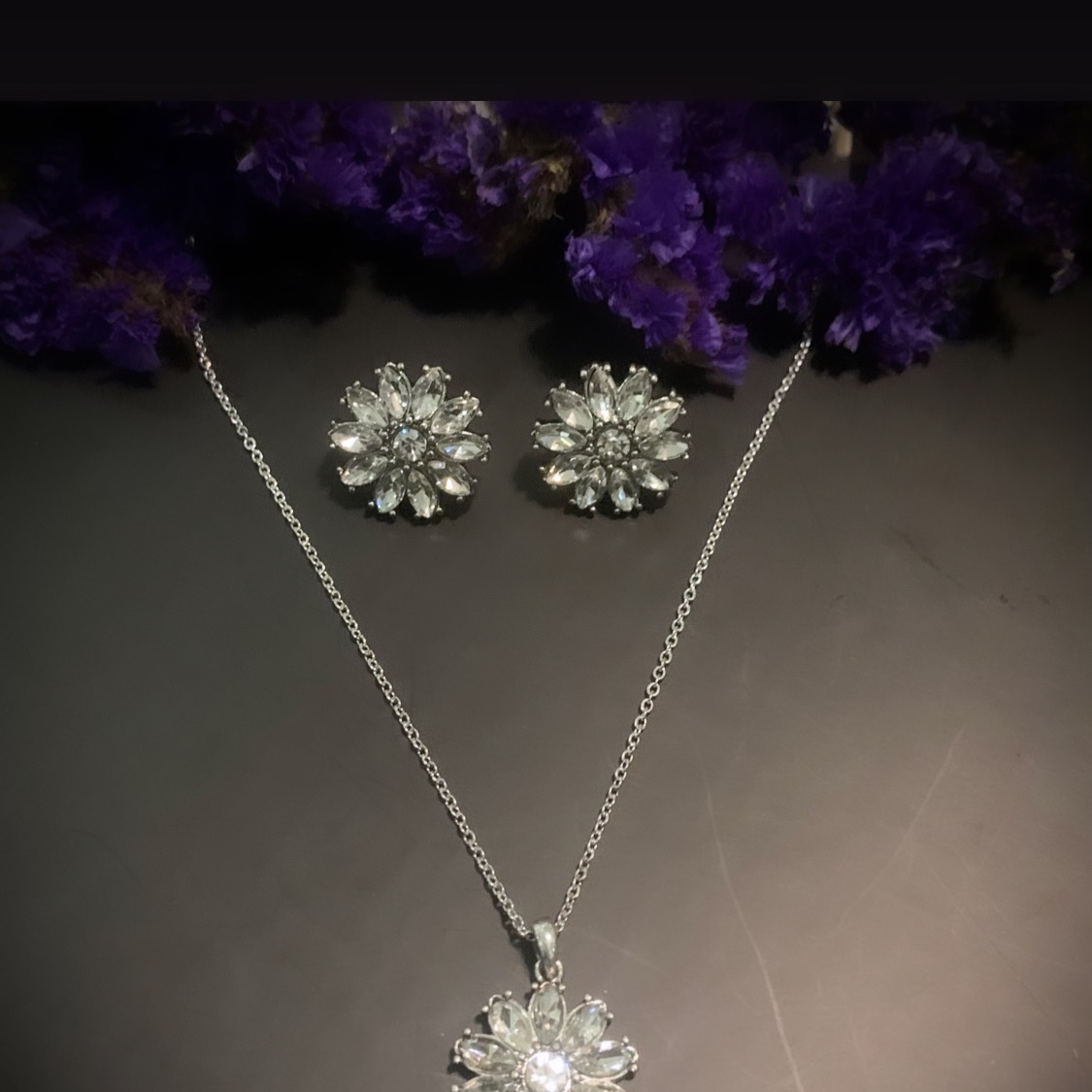 نیم ست دونه برف