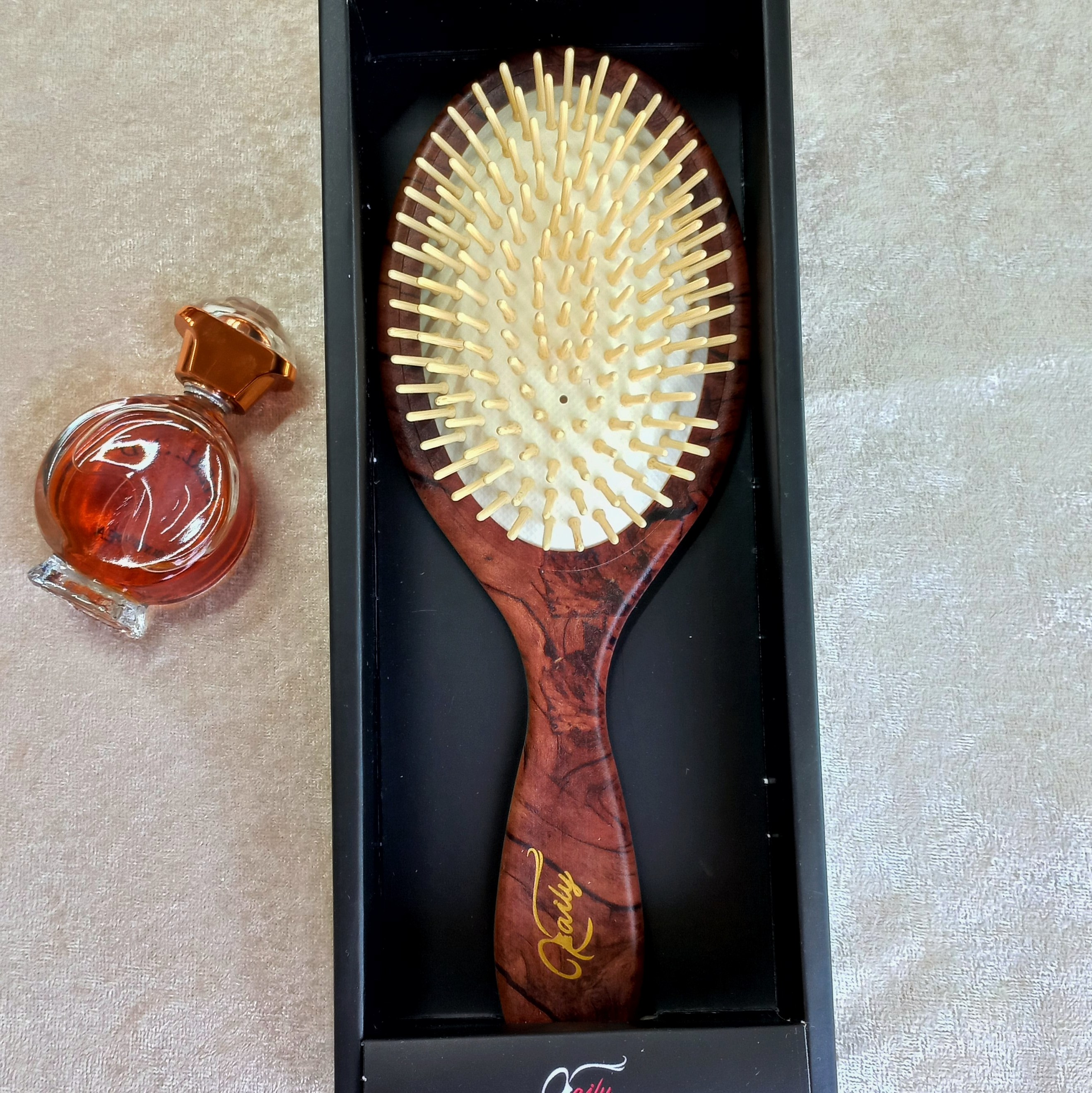 برس چوبی(رشد سریع مو،افزایش گردش خون،پیشگیری از بروز شوره(