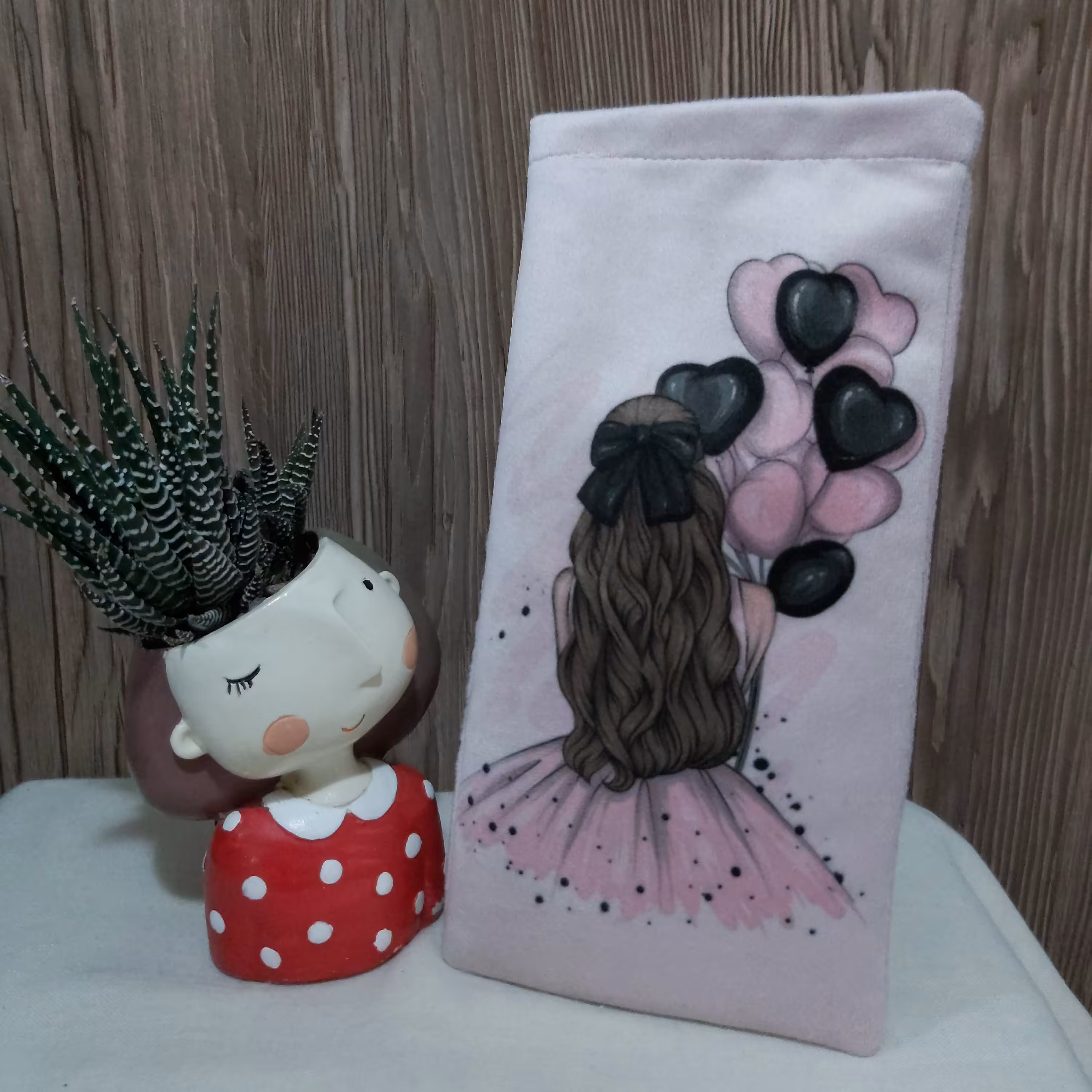 کیف موبایل پارچه ای چاپی طرح دخترانه مدل Tarhine-G08