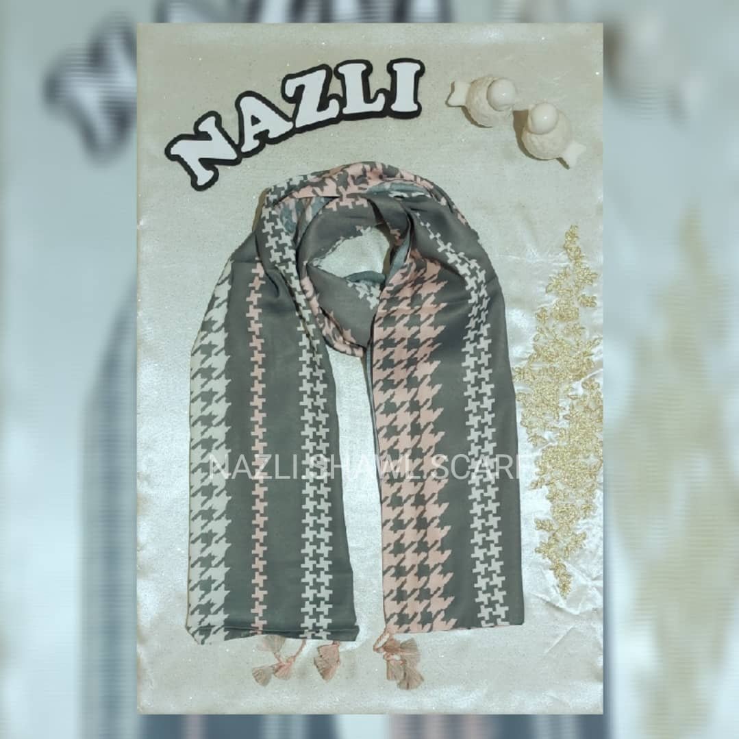 شال پاییزه طوسی صورتی نخ جناغی منگوله دار قواره 190در65