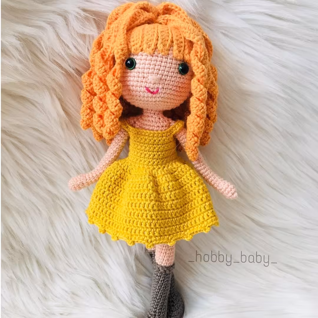 عروسک قلاب بافی دختر