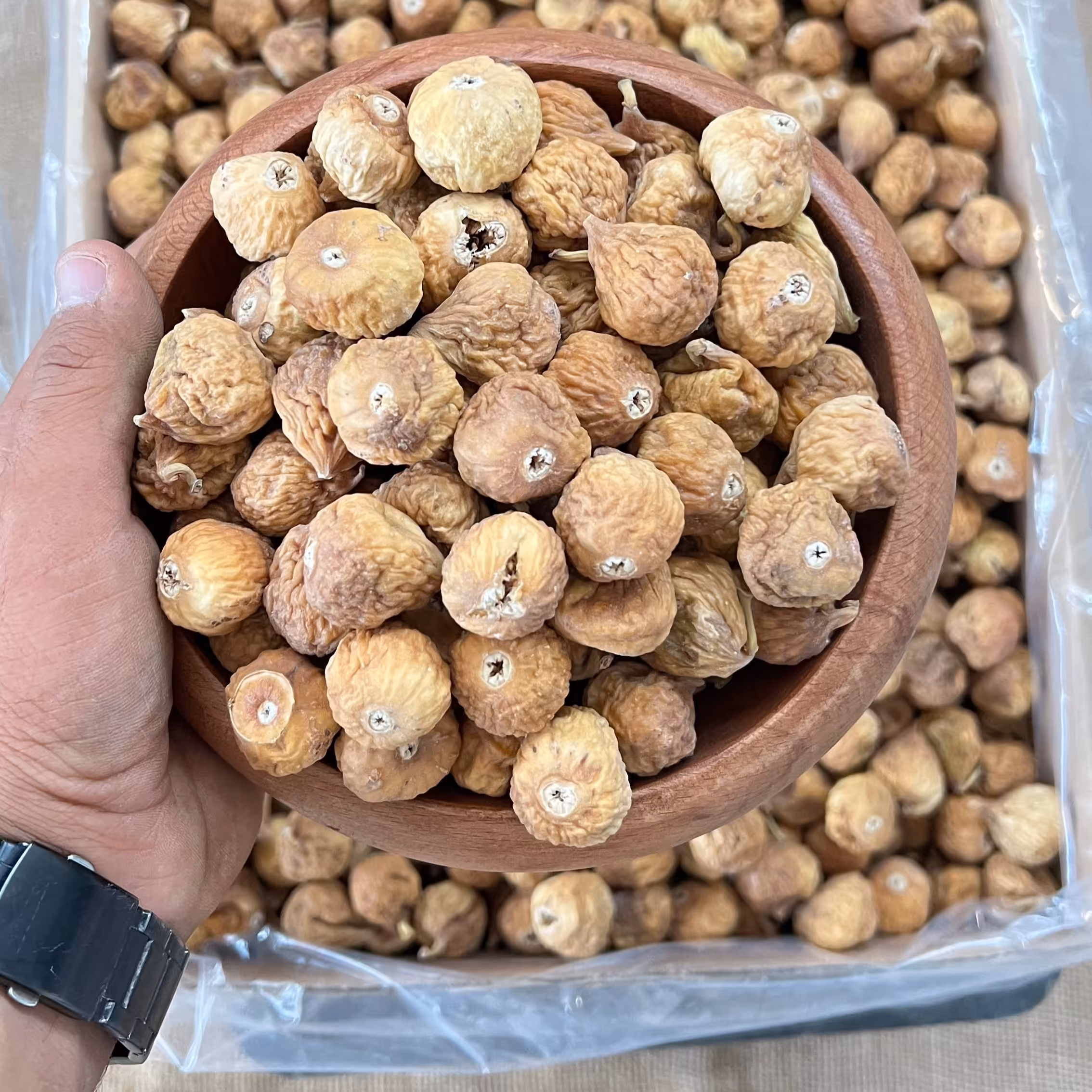 انجیر خشک استهبان سایز درشت معمولی یک کیلویی