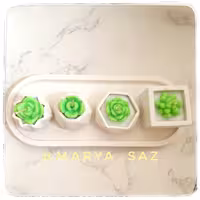 جا شمعی سنگ مصنوعی مینیاتوری با شمع های کاکتوس