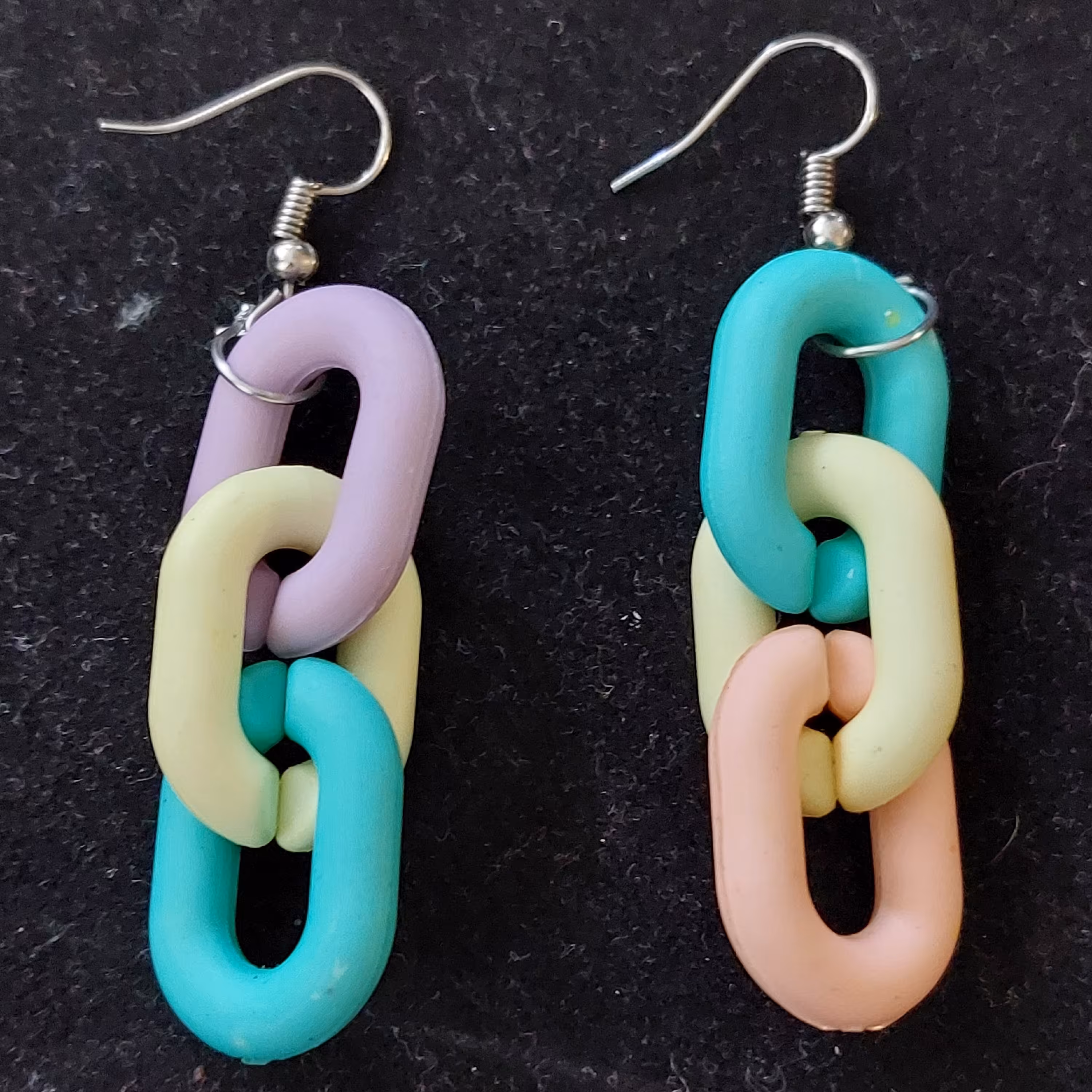 گوشواره زنجیری رنگی