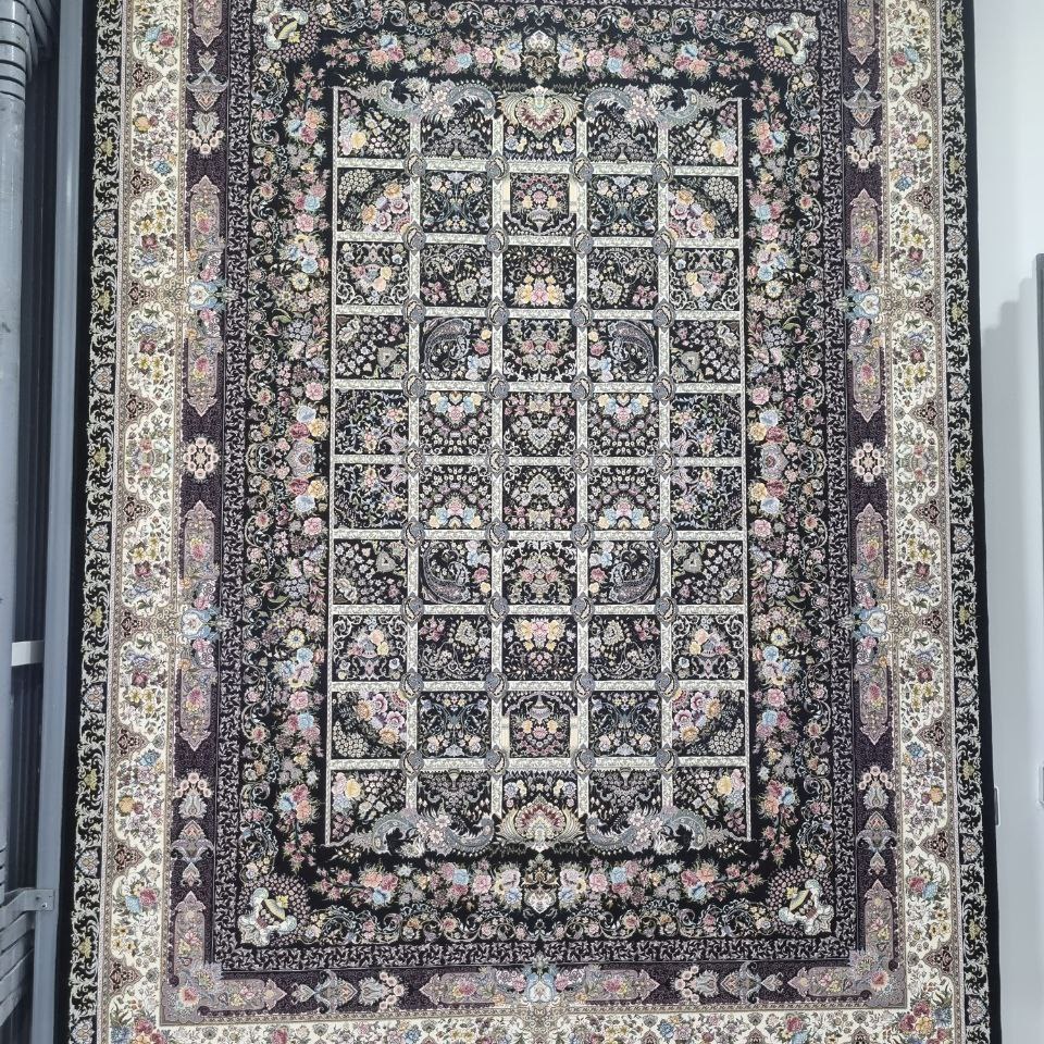 فرش پاتریس 1200شانه  طرح هفت افلاک سرمه ای قالیچه 4متری