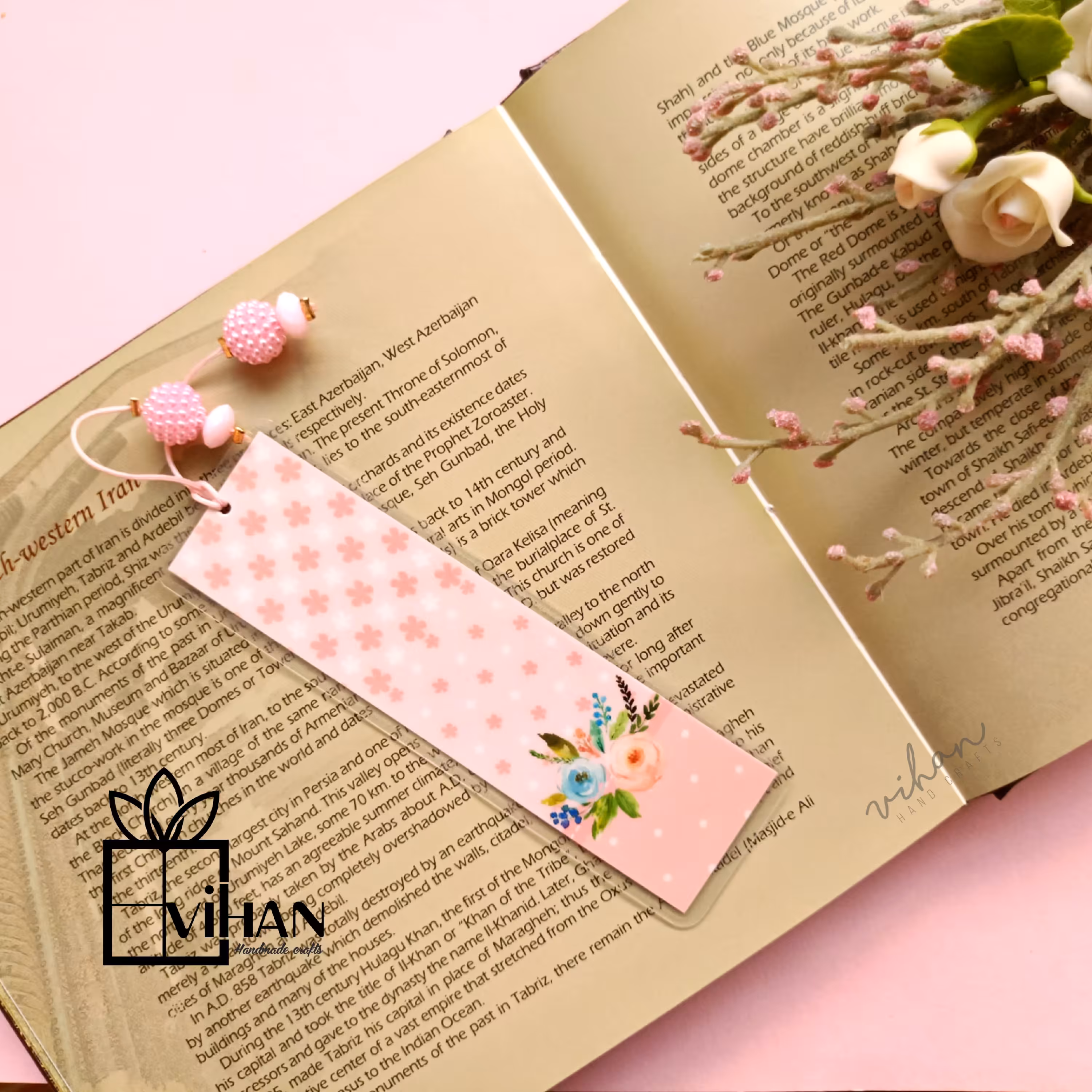 بوک مارک فانتزی آویز دار  پانچ شده و آویز دار 7