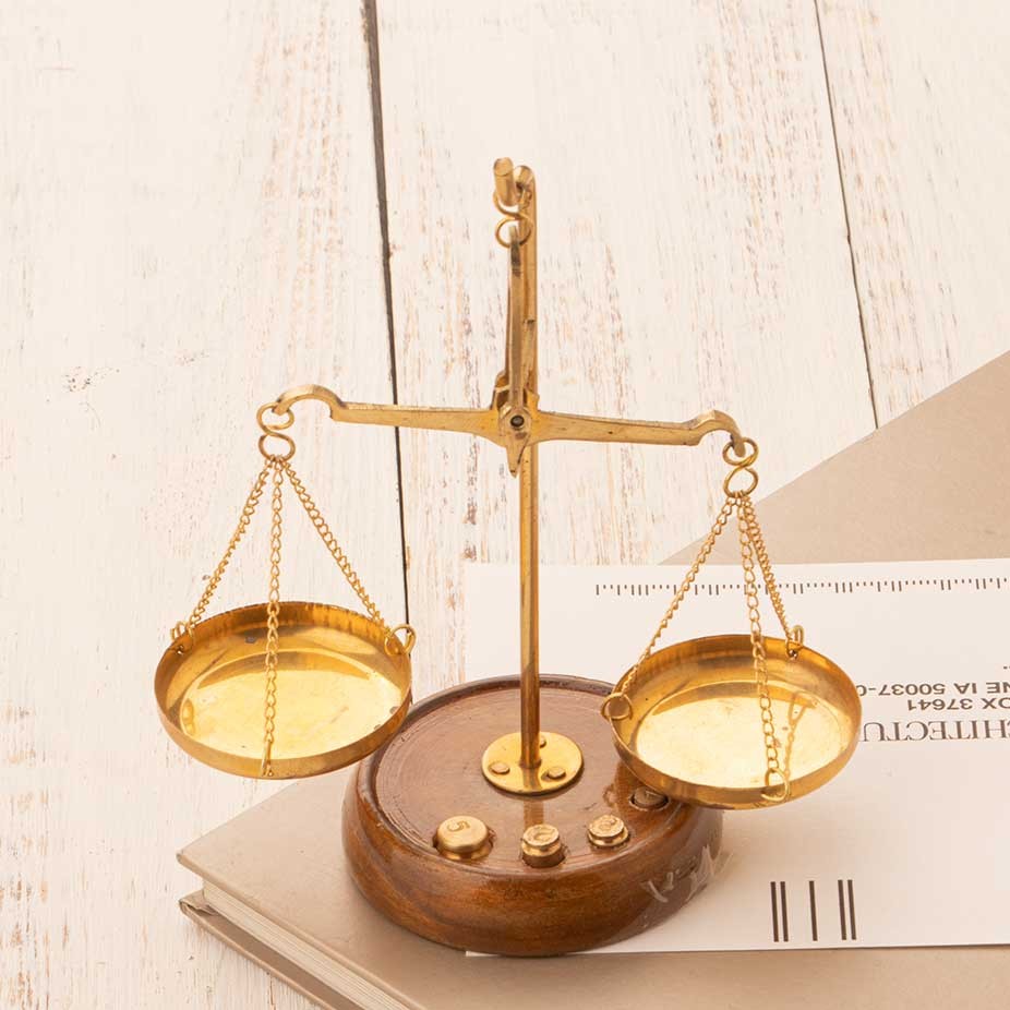 ترازو عدالت 10 گرمی برنجی