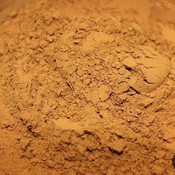 پوردارچین( گلسرخ)بادستگاه آسیاب تازه به تازه انجام میدهیم 250گرم خالص دربسته بندی نایلونی