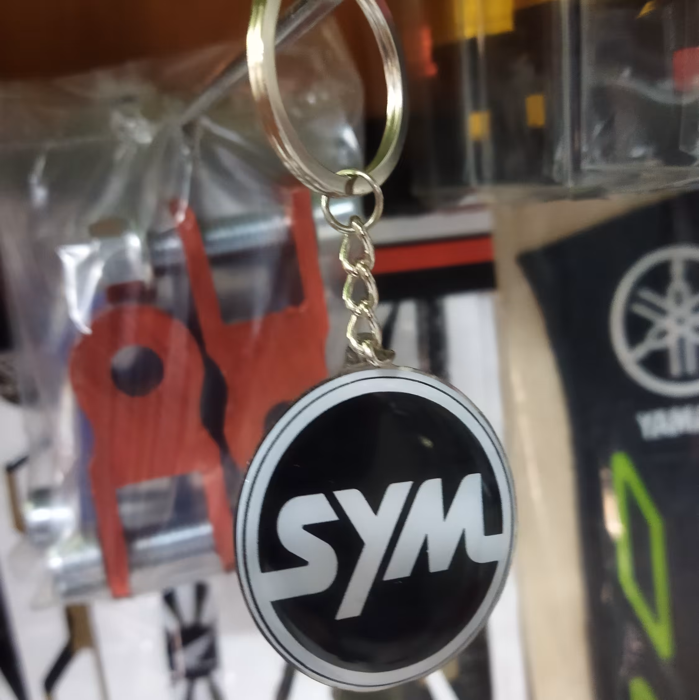 جاسوییچی فلزی موتور سیکلت اس وای ام 