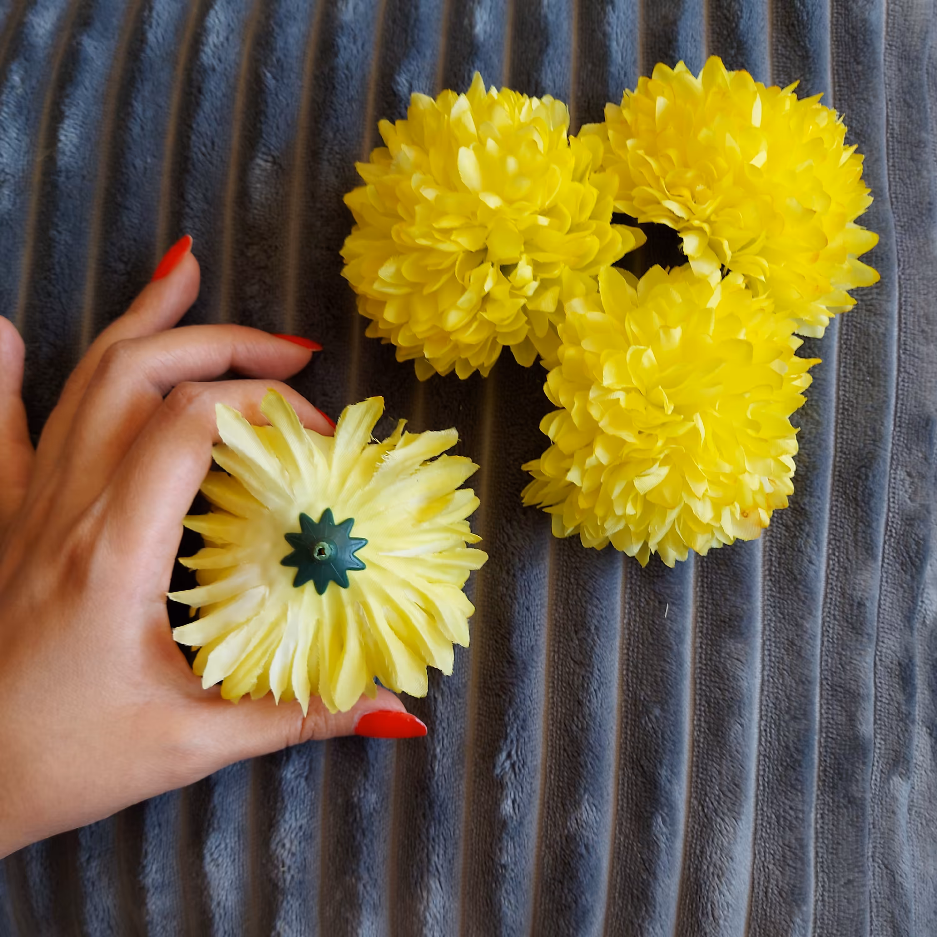 بسته ده عددی سرگل داوودی مصنوعی  رنگ زرد